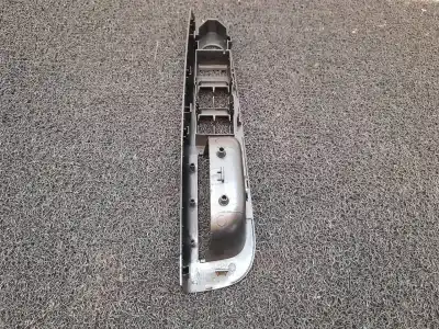 Peça sobressalente para automóvel em segunda mão moldagem por kia cee´d drive referências oem iam 823511h010  