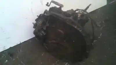 Pezzo di ricambio per auto di seconda mano riduttore per peugeot 206 berlina 1.4 hdi riferimenti oem iam 20cn39  0741559