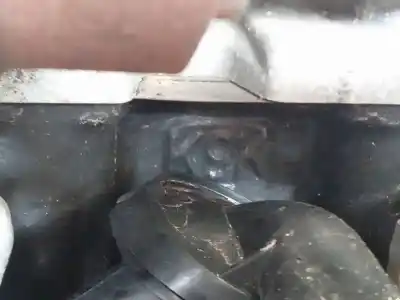 Peça sobressalente para automóvel em segunda mão motor completo por renault clio iii style referências oem iam k9k m7  