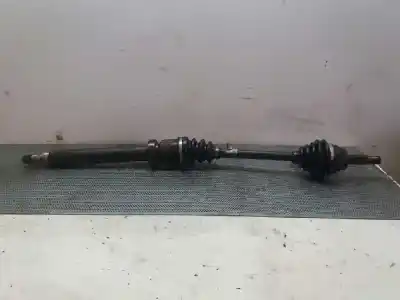 Tweedehands auto-onderdeel transmissie rechts voor voor mazda 2 berlina (dy) 1.4 cat oem iam-referenties 