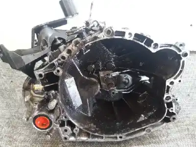 Second-hand car spare part gearbox for citroen jumpy 1.9 d furg. (776kg) oem iam references 20dl33   Second-hand car spare part gearbox for citroen jumpy 1.9 d furg. (776kg) oem iam references 20dl33