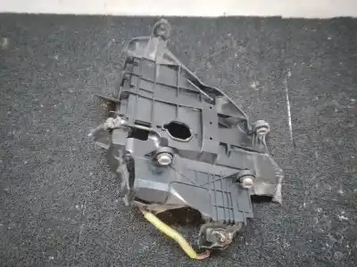 Pièce détachée automobile d'occasion support phare gauche pour volkswagen touareg (7la) tdi v10 références oem iam   