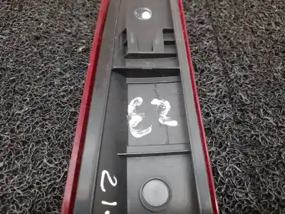 Second-hand car spare part right tailgate light for nissan note (e11e) acenta oem iam references   