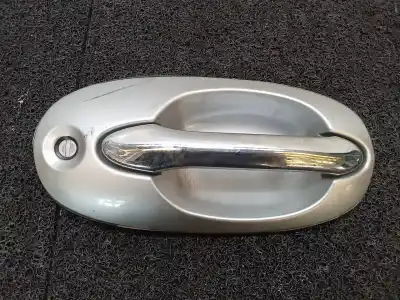 Peça sobressalente para automóvel em segunda mão puxador exterior frente direito por kia carnival ii 2.9 cdri ex referências oem iam 