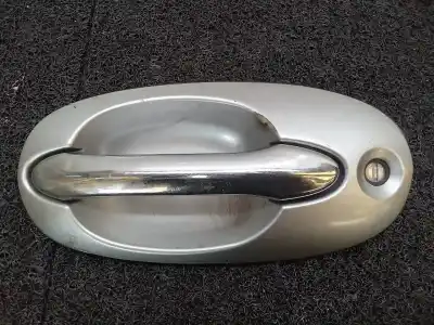 Peça sobressalente para automóvel em segunda mão puxador exterior dianteiro esquerdo por kia carnival ii 2.9 cdri ex referências oem iam 