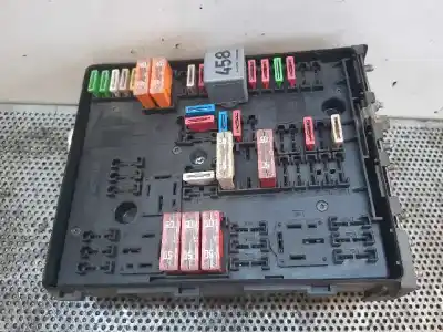 Peça sobressalente para automóvel em segunda mão caixa de fusíveis e relés por seat toledo (5p2) stylance / style referências oem iam 1k0937124k