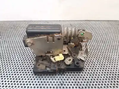 Peça sobressalente para automóvel em segunda mão fechadura da porta dianteira esquerda por dacia logan ambiance referências oem iam 