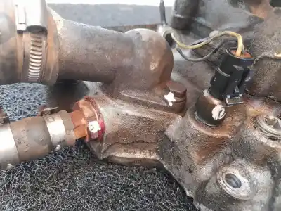 Pièce détachée automobile d'occasion collecteur d'admission pour pontiac firebird´89 3.4 v6 références oem iam 14102536  