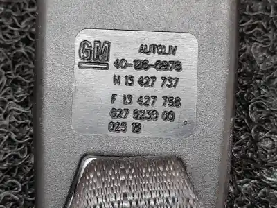 Автозапчастина б/у центральний задній гачок для opel corsa e selective посилання на oem iam 13427737 627823000 13427758