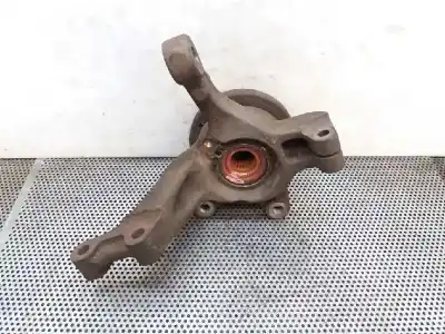 Second-hand car spare part front right knuckle for dacia sandero básico oem iam references   