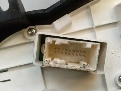 Peça sobressalente para automóvel em segunda mão quadrante por peugeot 206+ básico referências oem iam 9666636980  