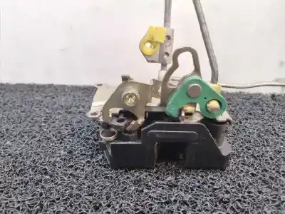 Peça sobressalente para automóvel em segunda mão FECHADURA DA PORTA DIANTEIRA DIREITA por NISSAN ATLEON  Referências OEM IAM   