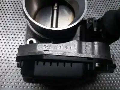 Автозапчасти б/у бабочка коробка за audi a4 berlina (b5) 1.8 t ссылки oem iam 058133063c  408237211002