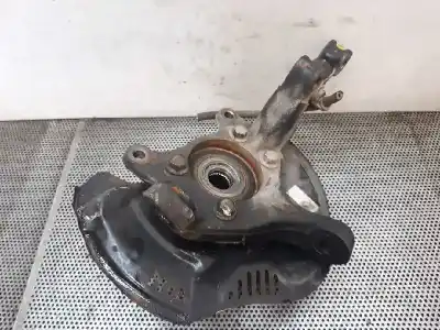 Second-hand car spare part front right knuckle for toyota auris active oem iam references   