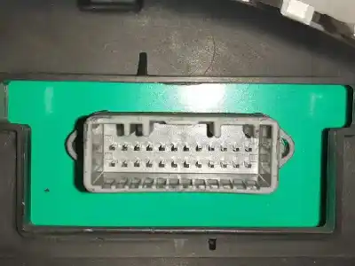 Peça sobressalente para automóvel em segunda mão quadrante por renault clio iii exception referências oem iam 8200859341s  