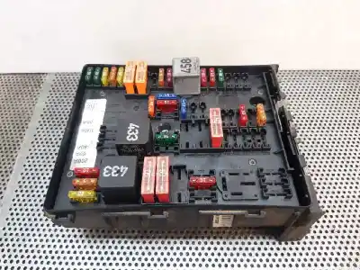 Second-hand car spare part fuse box unit for volkswagen golf v berlina (1k1) highline oem iam references 1k0937124k