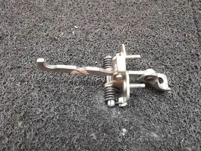 Second-hand car spare part door stop for dacia sandero laureate oem iam references 
