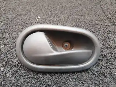 Second-hand car spare part interior left rear handle for dacia sandero laureate oem iam references 