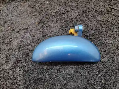 Peça sobressalente para automóvel em segunda mão puxador exterior dianteiro esquerdo por peugeot 107 urban referências oem iam 