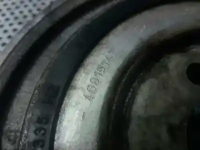 Pezzo di ricambio per auto di seconda mano puleggia dell albero motore per opel corsa c 1.3 16v cdti cat (z 13 dt / ln9) riferimenti oem iam 46819147  