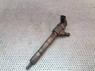 Tweedehands auto-onderdeel injector voor opel corsa c 1.3 16v cdti cat (z 13 dt / ln9) oem iam-referenties 0445110083