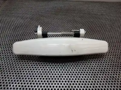 Second-hand car spare part exterior right front door handle for dacia duster ambiance 4x2 oem iam references 806068948r