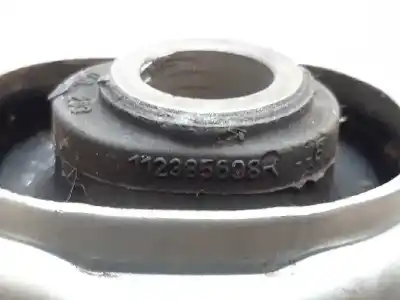 Second-hand car spare part rear engine support for dacia duster ambiance 4x2 oem iam references 112385698r  