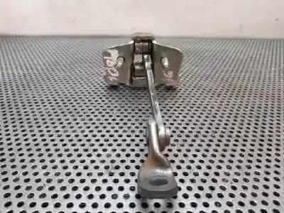 Second-hand car spare part door stop for dacia duster ambiance 4x2 oem iam references 05879r