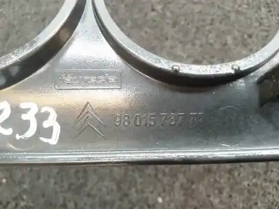 Pezzo di ricambio per auto di seconda mano console centrale per citroen c3 attraction riferimenti oem iam 96841605  9801578777