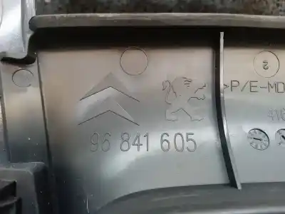 Pezzo di ricambio per auto di seconda mano console centrale per citroen c3 attraction riferimenti oem iam 96841605  9801578777