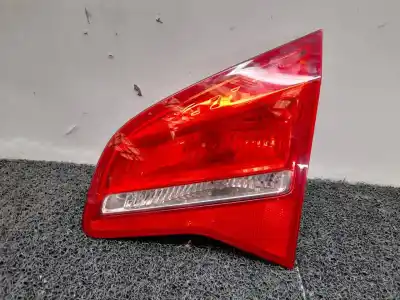 Peça sobressalente para automóvel em segunda mão farolim interior traseiro direito por opel meriva b essentia referências oem iam 13260841