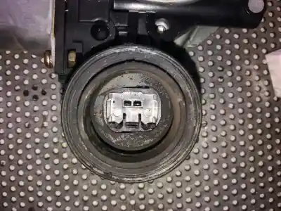 Автозапчасти б/у регулятор стекла переднего правого за toyota yaris (ncp1/nlp1/scp1) 1.3 t3 ссылки oem iam   