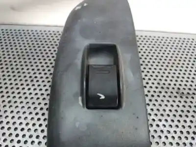 Автозапчастина б/у передній правий віконний вимикач для toyota yaris (ncp1/nlp1/scp1) 1.3 t3 посилання на oem iam   