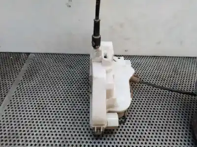 Second-hand car spare part front right door lock for citroen c2 vtr oem iam references   