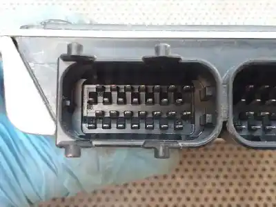 Recambio de automóvil de segunda mano de centralita motor uce para mg rover mg zr 160 referencias oem iam 2d632884  m3x02b3xh