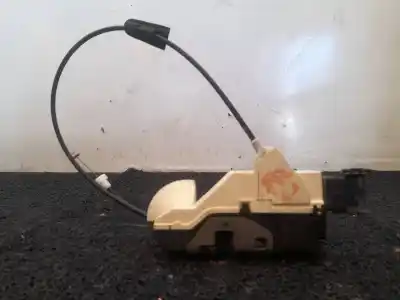 Peça sobressalente para automóvel em segunda mão fechadura da porta dianteira esquerda por peugeot 308 sport referências oem iam 567148