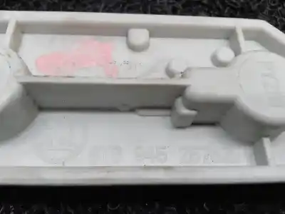 Автозапчасти б/у подставка для лампы за skoda fabia (6y2/6y3) spirit ссылки oem iam 6y6945257  