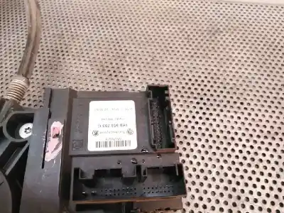 Recambio de automóvil de segunda mano de elevalunas delantero izquierdo para volkswagen golf v berlina (1k1) trendline referencias oem iam 1k0959793c  