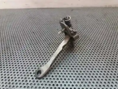 Pezzo di ricambio per auto di seconda mano fermo porta per peugeot 306 break 1.9 diesel riferimenti oem iam 