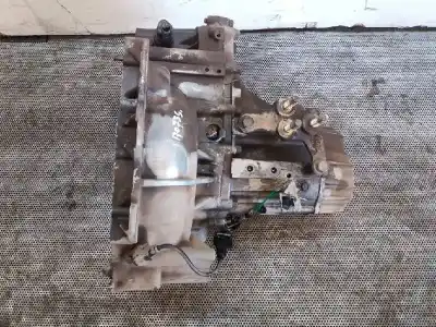 Peça sobressalente para automóvel em segunda mão caixa de velocidades por kia carens 1.8 ls monovolumen referências oem iam k2a50621150