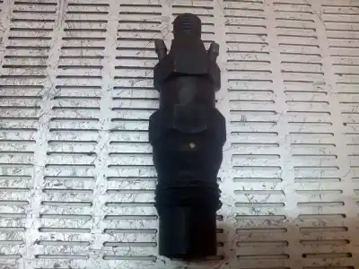 Pezzo di ricambio per auto di seconda mano INIETTORE per MERCEDES-BENZ MB 100 D CAJA CERRADA / COMBI  Riferimenti OEM IAM PR30AR8  