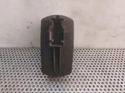 Автозапчастина б/у передні вікний вмикач для opel corsa d (s07) 1.4 (l08 l68) посилання на oem iam   