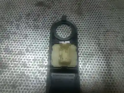 Second-hand car spare part left front power window switch for renault clio iv authentique oem iam references 254118044r  