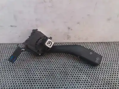 Pièce détachée automobile d'occasion commande d'essuie glace pour seat toledo (5p2) 1.9 tdi références oem iam 1k0953519