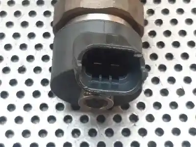 Peça sobressalente para automóvel em segunda mão injetor por ford focus lim. (cb4) titanium referências oem iam 0445110259  