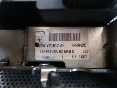 Gebrauchtes Autoersatzteil türschloss vorne rechts zum ford transit connect (tc7) 1.8 tdci cat oem-iam-referenzen 2t1av21812ae  