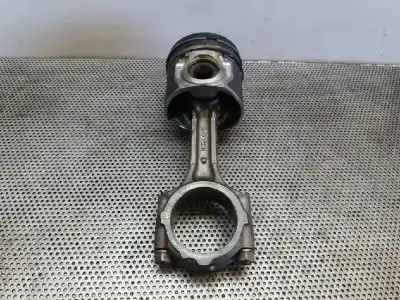 Peça sobressalente para automóvel em segunda mão pistão por kia sorento 2.5 crdi active referências oem iam 