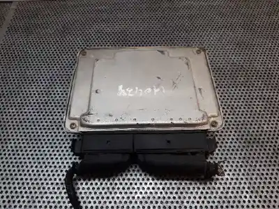 Автозапчасти б/у блок управления двигателем за skoda fabia (6y2/6y3) comfort ссылки oem iam 0281010257  038906012ce