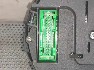 Peça sobressalente para automóvel em segunda mão quadrante por audi a2 (8z) 1.4 tdi (55kw) referências oem iam 8z0920900  110080020001