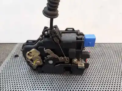 Автозапчастина б/у замок передніх дверей лівий для skoda fabia (6y2/6y3) comfort посилання на oem iam   